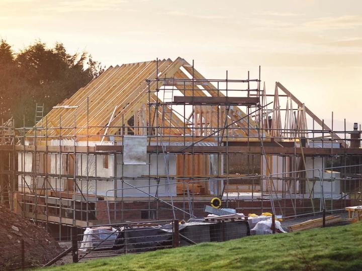 Nous réalisons des extensions en ossature bois.